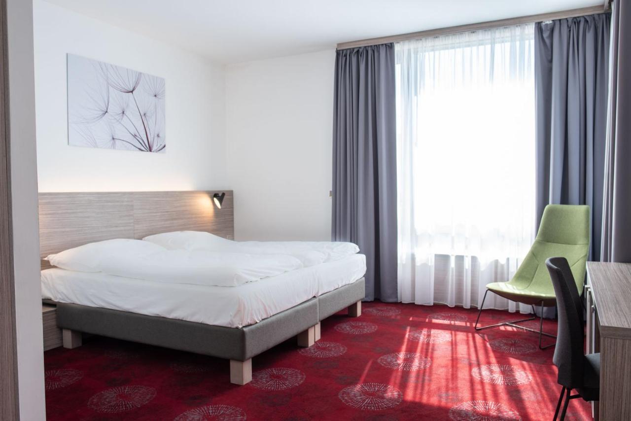 Hotel Tammel ยีชิน ภายนอก รูปภาพ
