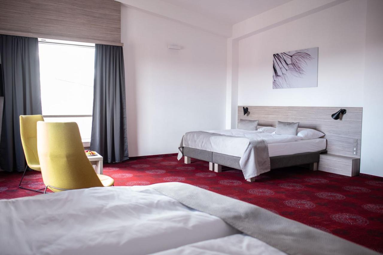 Hotel Tammel ยีชิน ภายนอก รูปภาพ